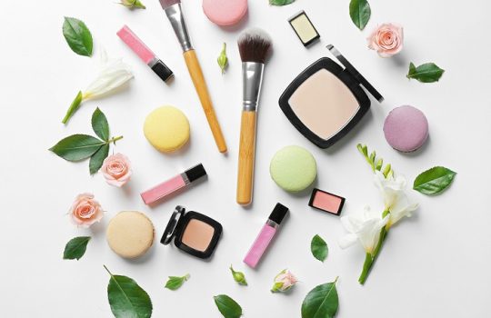 natural-and-organic-makeup